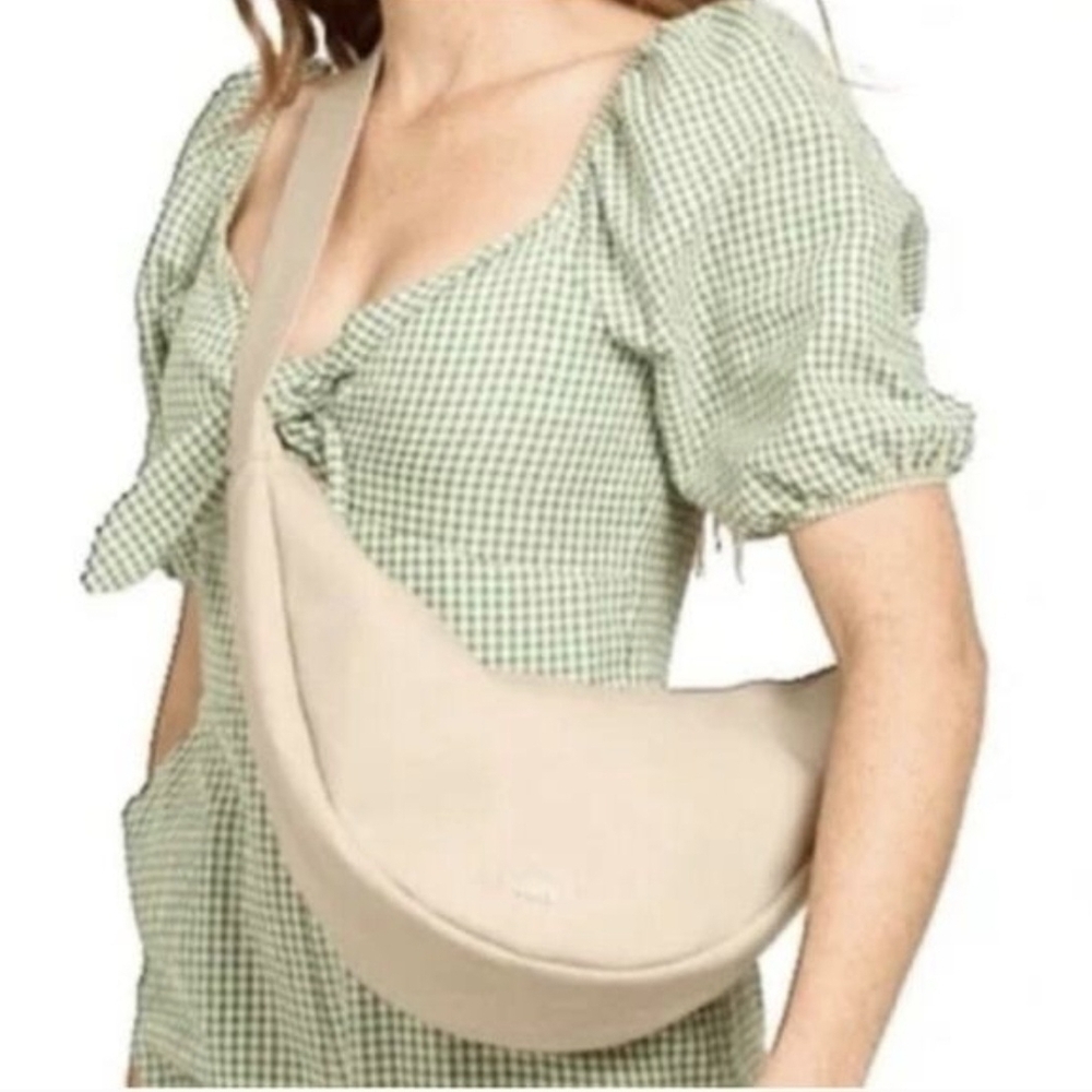 July Chic Beige Shoulder Bag